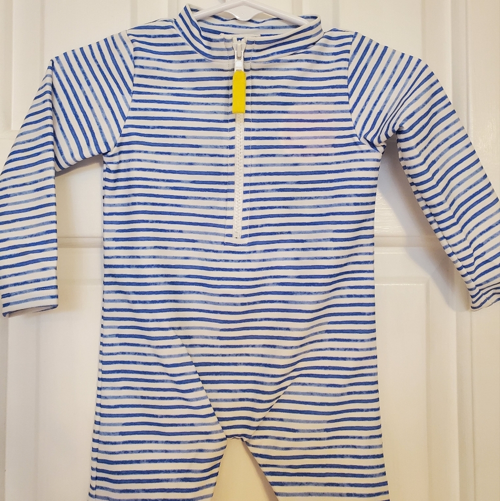 NWT Toobydoo baby rashguard